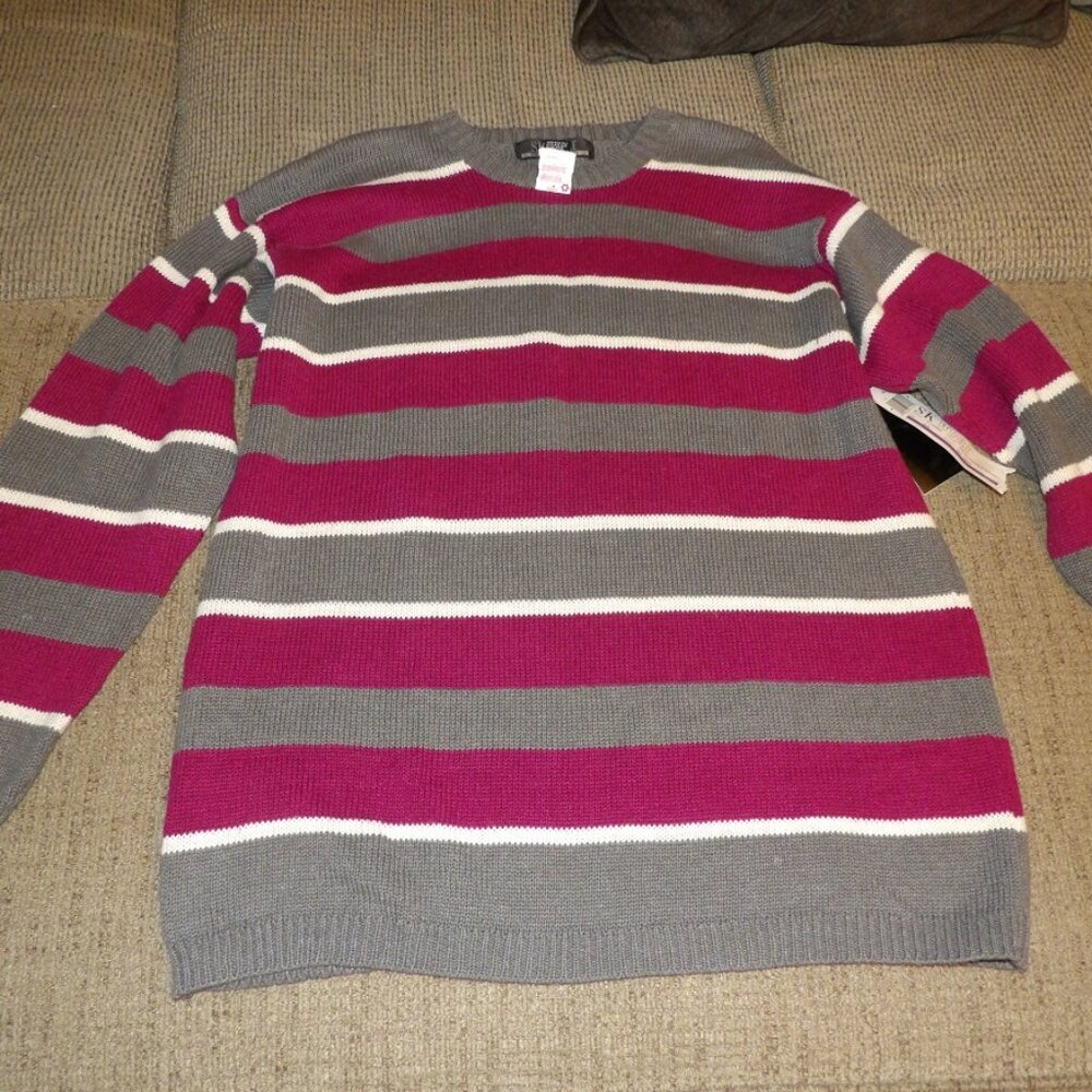 Sk Wear Sweater Striped Crew Neck Red /Gray Long Sleeve Men's Adult Size L nwt
